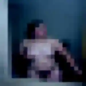 Laura, 25 ans, disponible à Abergement-la-Ronce pour un plan cul