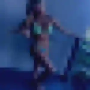 Photo de Maya à Amanlis (21 ans) - plan cul gratuit