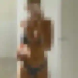 Photo privée de Lison, 32 ans à Ance Féas - rencontre coquine