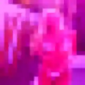 Julie, 24 ans, connectée à Angoulême pour une rencontre coquine