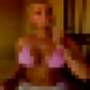 Jolie Rania, 19 ans à Angrie - la contacter