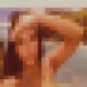 Amandine, 19 ans, dispo pour plan cul à Angy