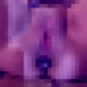 Photo sexy de Noemie, 21 ans à Anost - rencontre coquine