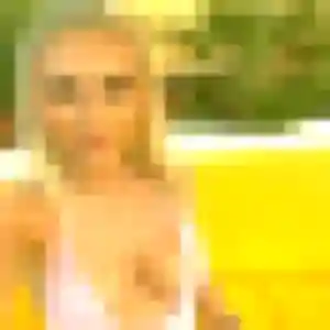 Axelle, femme de 19 ans cherche plan cul à Arcambal