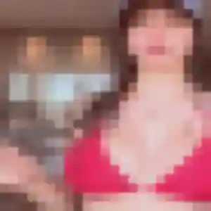 Rania, 23 ans, dispo pour plan cul à Argelliers