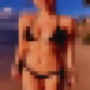 Coralie, 32 ans, disponible à Argentonnay pour un plan cul