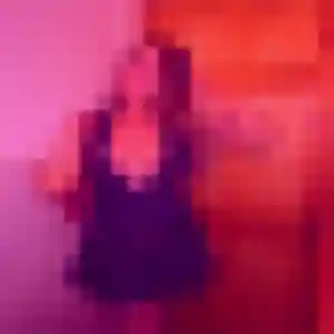 Rencontre Louna, 21 ans à Arzacq-Arraziguet en privé