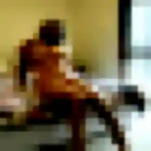 Contacte Hana, 23 ans à Asson en privé