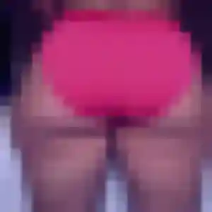 Anouk, 34 ans, disponible à Aubais pour un plan cul
