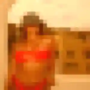 Yasmine de Auchay-sur-Vendée, 23 ans - plan cul discret