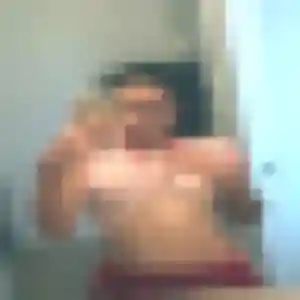 Ninon, 28 ans, disponible à Augny pour un plan cul