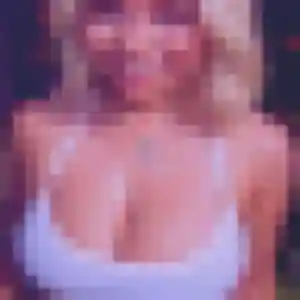 Sexy Clara, 23 ans à Aumetz - voir sa photo