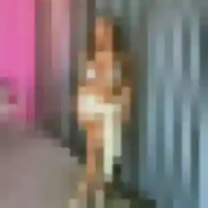 Contacte Noemi, 31 ans à Auriol en privé
