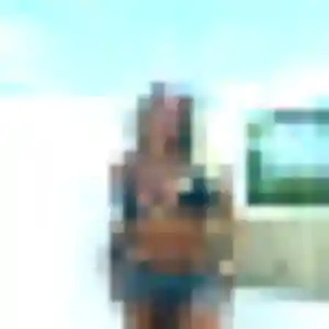 Anissa, 20 ans, connectée à Aussevielle pour une rencontre coquine