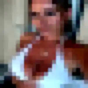Photo privée de Naila, 26 ans à Autry-le-Châtel - plan discret