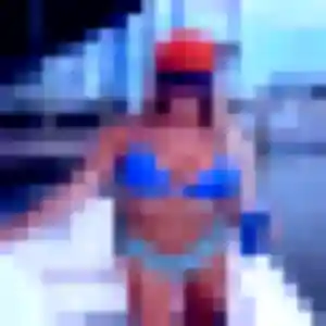Lena, femme de 33 ans cherche plan cul à Aux Marais