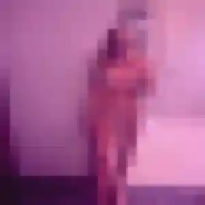 Sexy Lilou, 20 ans à Avignon - la contacter