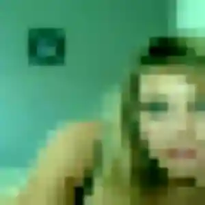 Camille (22 ans) à Aÿ-Champagne attend une rencontre aujourd'hui