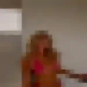 Découvre Mathilde, 26 ans à Bailly-Romainvilliers gratuitement