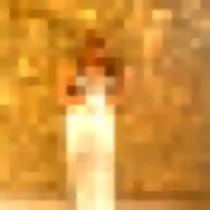 Elena, 24 ans, en ligne à Bains-sur-Oust pour une rencontre coquine