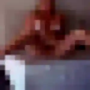 Rejoins Alicia, 30 ans à Basse-Goulaine en privé