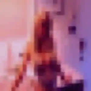 Photo exclusive de Naila, 21 ans à Bassens - rencontre coquine