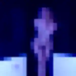 Découvre Elena, 22 ans à Baurech en privé