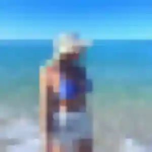 Ines, femme de 19 ans propose plan cul à Bavinchove