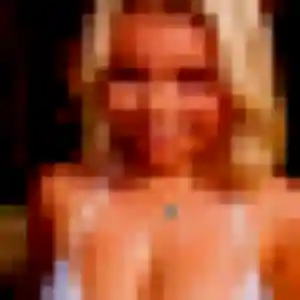 Inaya, fille de 26 ans cherche plan cul à Bazainville