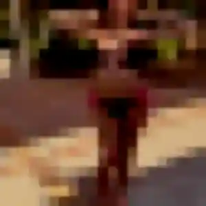 Photo de Naila à Beaumont-Louestault (27 ans) - plan cul anonyme