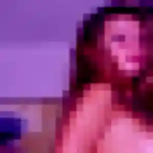Photo de Lena à Beauregard-l'Évêque (32 ans) - plan cul discret