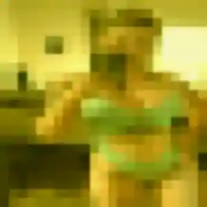 Lilou (23 ans) à Bécherel cherche un plan cul aujourd'hui