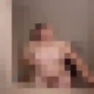 Laura, 24 ans, en ligne à Beine-Nauroy pour une rencontre coquine