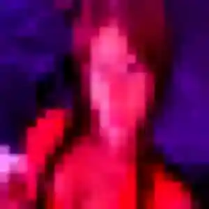 Contacte Perrine, 28 ans à Belmont-de-la-Loire gratuitement