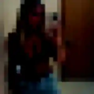 Rania, 28 ans, disponible à Bénaménil pour une rencontre coquine