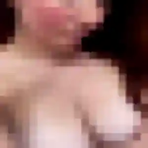 Contacte Ines, 22 ans à Berneuil-sur-Aisne en privé