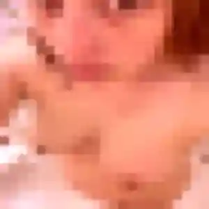 Contacte Clara, 25 ans à Berthenay gratuitement