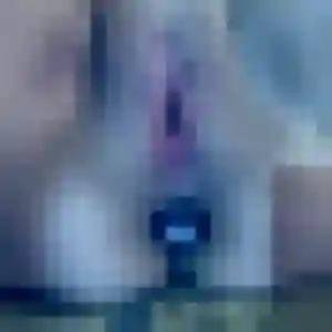 Candice, 33 ans, en ligne à Berzé-la-Ville pour une rencontre coquine