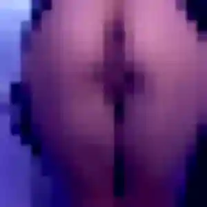 Safiya de Besneville, 25 ans - plan cul discret