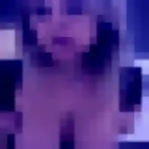 Laura, 33 ans, en ligne à Beuzeville pour un plan cul