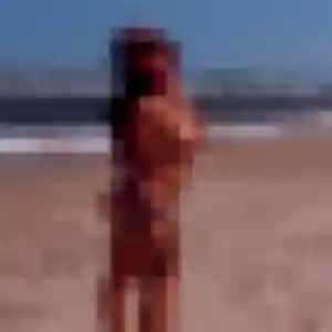 Lina, 25 ans, connectée à Bézu-Saint-Germain pour une rencontre coquine