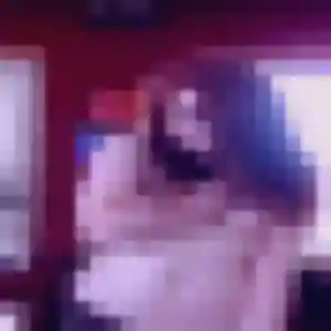 Photo exclusive de Louna, 30 ans à Biarritz - plan discret