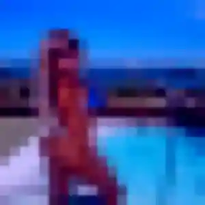 Mia de Bidarray, 22 ans - plan cul sans prise de tête