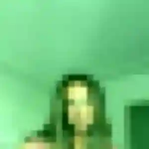Photo de Lena à Biganos (28 ans) - plan cul discret