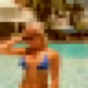 Contacte Lena, 33 ans à Blasimon en privé