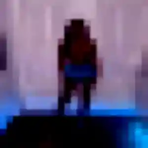 Roxane de Blou, 22 ans - plan cul en toute liberté