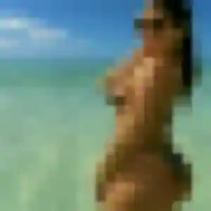 Sasha, femme de 21 ans cherche plan cul à Bourg-Fidèle