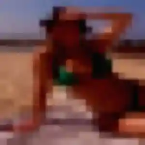 Photo de Sienna à Bournand (22 ans) - plan cul anonyme