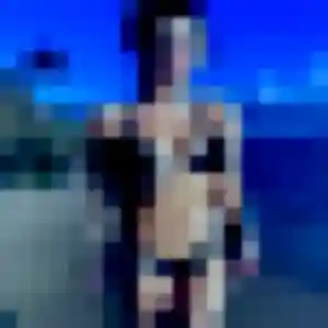 Contacte Coralie, 27 ans à Brando en privé