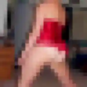 Feriel, 28 ans, disponible à Brasparts pour une rencontre coquine
